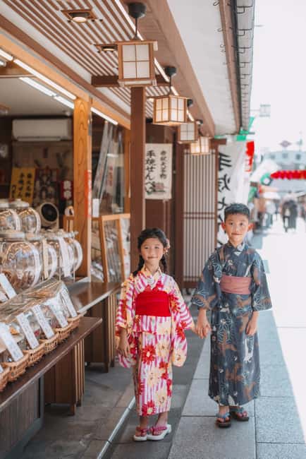 image n.3 of Tokyo: Traditional Kimono Rental Experience at Wargo activity in Tokyo, uploaded by supplier