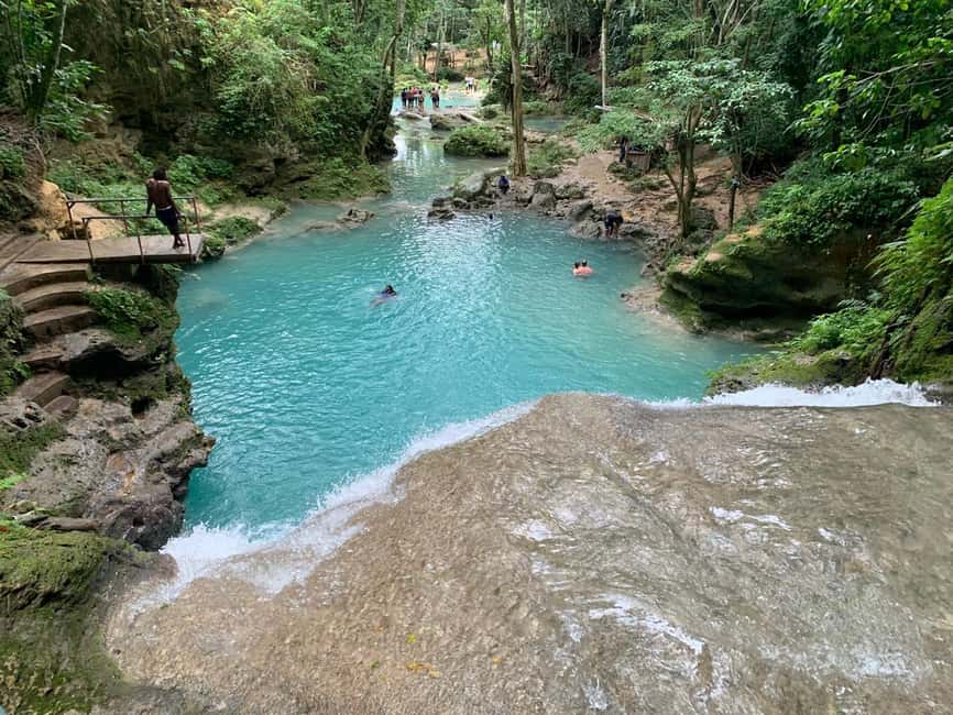 imagem n.13 de Ochos Rios: Dia inteiro em Dunn's River e Blue Hole com almoço atividade em Ocho Rios, carregada pelo fornecedor