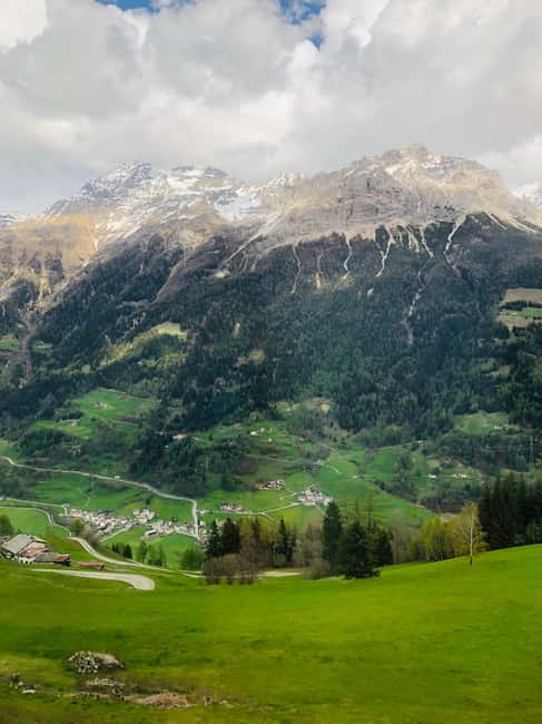 bild nr.6 av Från Milano: Bernina Red Train till St Moritz Guidad tur aktivitet i Pontresina, uppladdad av arrangören