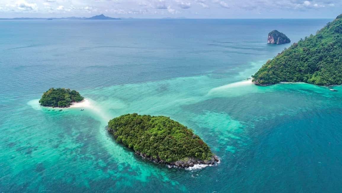 image n.20 of From Krabi: Phi Phi Early Bird & 4 Islands by Speedboat activity in Ao Nang, uploaded by supplier