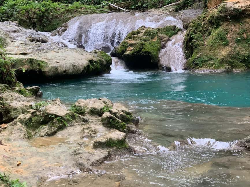 imagem n.12 de Ochos Rios: Dia inteiro em Dunn's River e Blue Hole com almoço atividade em Ocho Rios, carregada pelo fornecedor