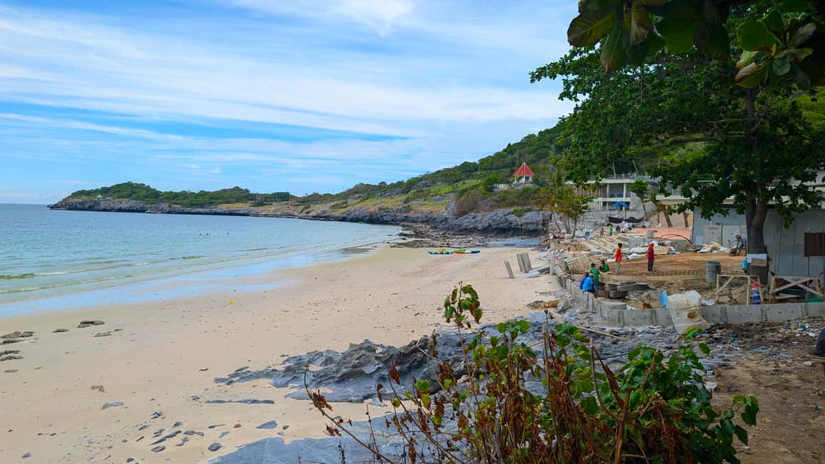 Bild Nr. 9 von Von Pattaya aus: Tagestour Koh Sichang Island mit Tuktuk Tour Aktivität in Bangkok, hochgeladen vom Anbieter