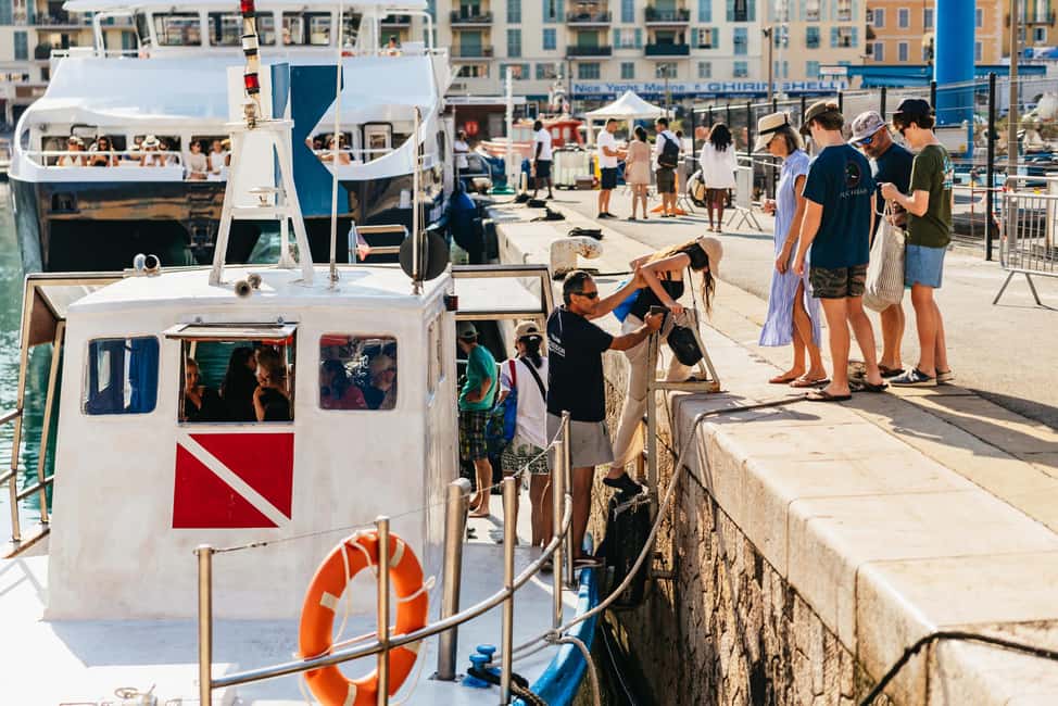 Image N°6 de Au départ de Nice : Croisière de baignade et de plongée en apnée sur la Côte d'Azur activité à Nice, publiée par le prestataire