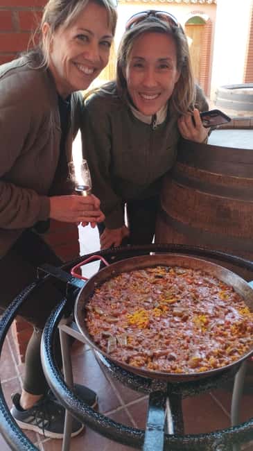 image n.12 of From Sitges: Paella Masterclass with Drink and Bike Ride activity in Vilafranca del Penedès, uploaded by supplier