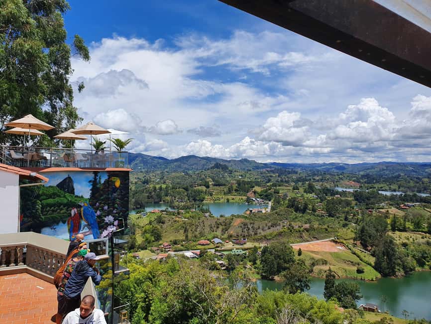 imagem n.8 de De Medellín: Tour particular à rocha El Peñón e à cidade de Guatapé atividade em Guatapé, carregada pelo fornecedor