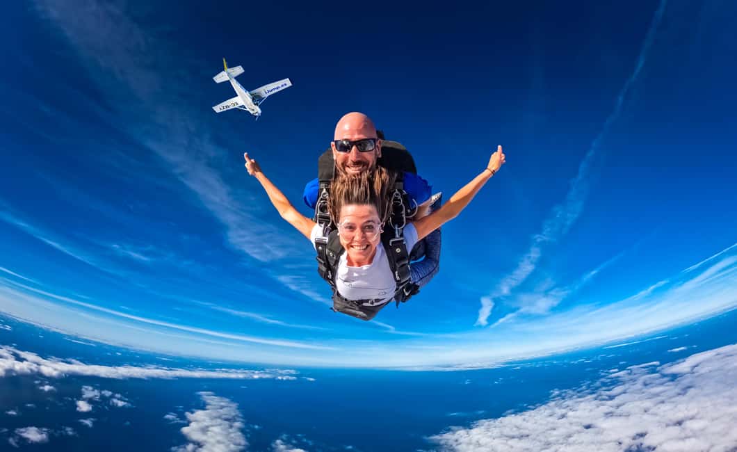 image n.1 of Gran Canaria : Skydiving over Maspalomas Dunes activity in San Bartolomé de Tirajana, uploaded by supplier