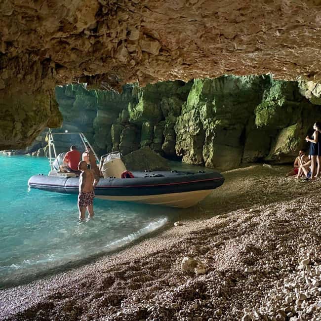 image n.26 of Blue Gem Cave Speedboat Tour Vlore activity in Vlorë County, uploaded by supplier