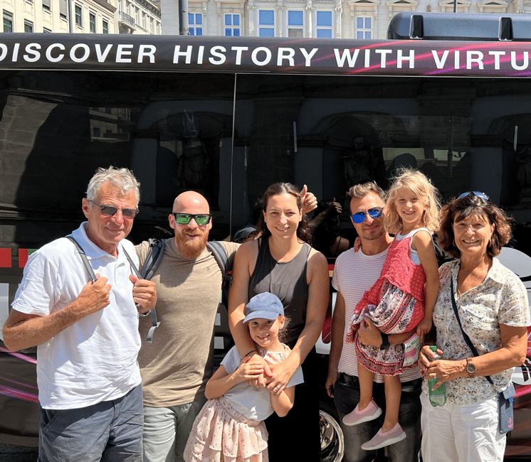 imagem n.2 de Viena: passeio de ônibus com experiência de realidade virtual atividade em Viena, carregada pelo fornecedor