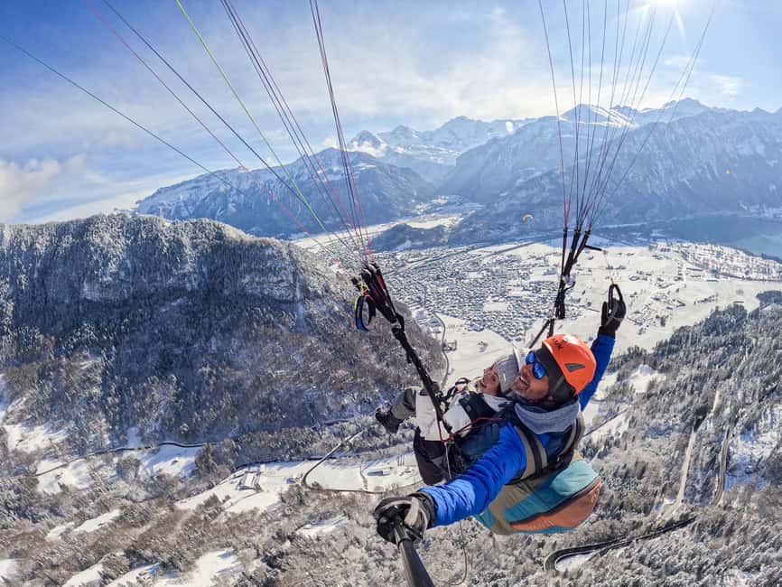 Immagine nº 9 di Interlaken: Volo in parapendio tandem con pilota attività a Interlaken, caricata dal fornitore