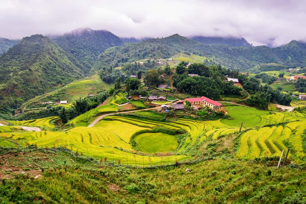 Bild Nr. 5 von Von Hanoi: 2-tägige Sapa Trek Tour - Luxus-Limousinen-Transfer Aktivität in Sa Pa, hochgeladen vom Anbieter
