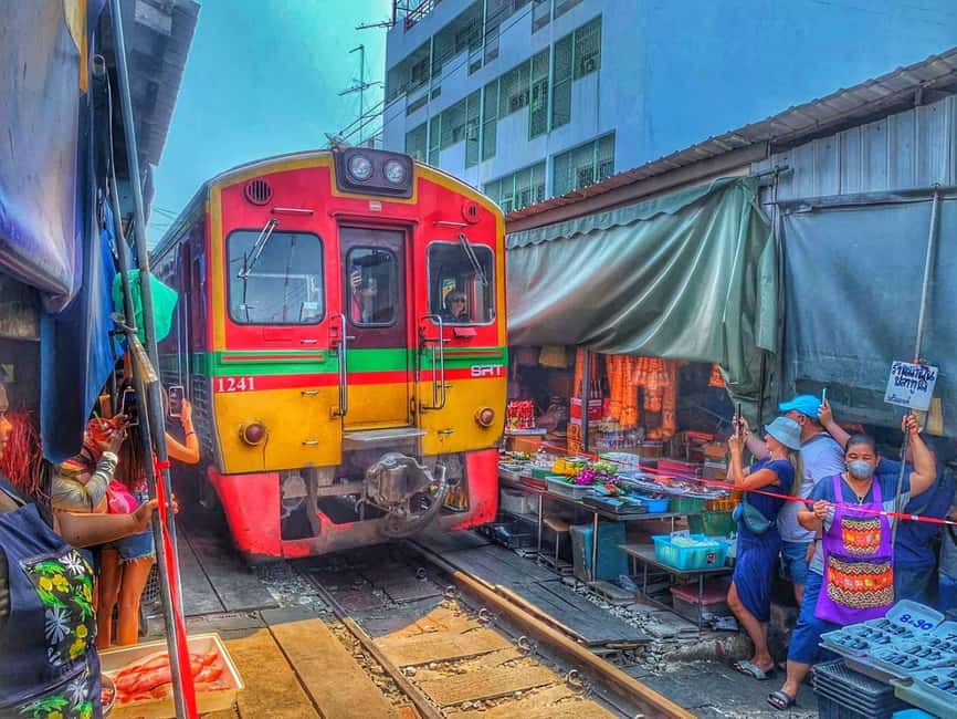 imagen n.º 15 de Bangkok: Mercado del Tren y Mercado Flotante con paseo en barco actividad en Bangkok, subida por el proveedor