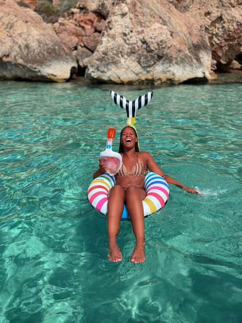 Image N°12 de Ibiza : Excursion en bateau, safari en 4x4 et randonnée au coucher du soleil à Es Vedra activité à Sant Josep de sa Talaia, publiée par le prestataire