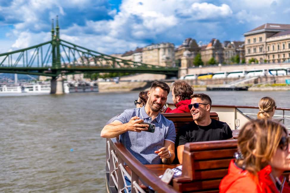 imagen n.º 19 de Budapest: Crucero Histórico con Bebida de Bienvenida actividad en Visegrad, subida por el proveedor