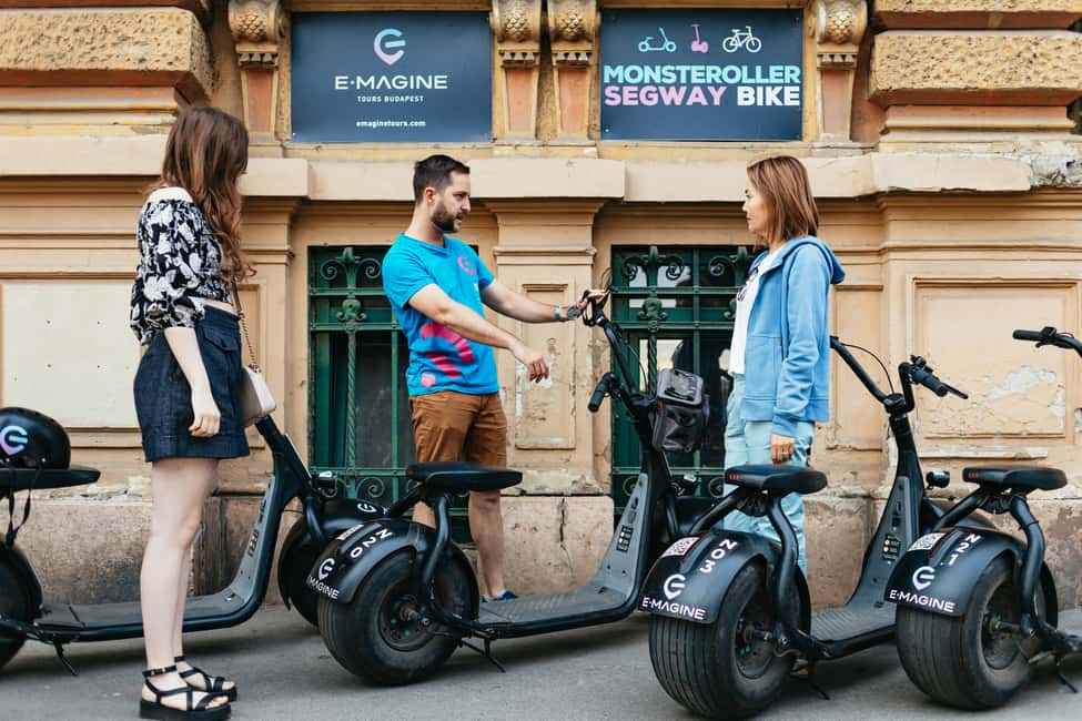 Image N°7 de Budapest : visites en petit groupe en scooter électrique MonsteRoller activité à Budapest, publiée par le prestataire