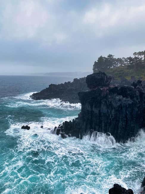 image n.9 of Jeju: customized shore excursions for up to 7 people activity in Seogwipo-si, uploaded by supplier