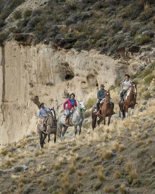 image n.7 of HORSEBACK RIDING EXPERIENCE - CAÑADONES & SADDLES activity in El Calafate, uploaded by supplier
