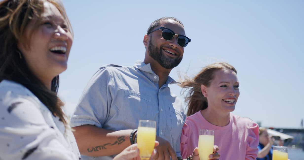 image n.5 of Portland: Champagne Brunch Cruise on Willamette River activity in Portland, Oregon, uploaded by supplier