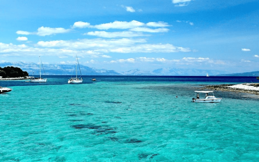 billede nr.7 af aktiviteten Bådtur i den blå lagune fra Trogir med frokost og drikkevarer i Dalmatien, uploadet af udbyder