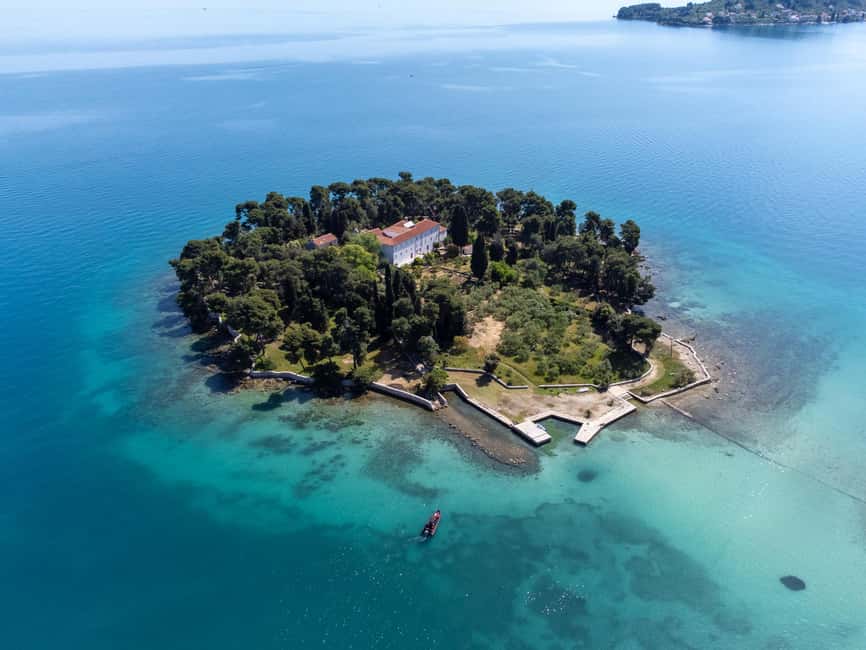 image n.4 of Zadar: 3-Island Luxury Speedboat Tour with Snorkeling activity in Dalmatia, uploaded by supplier
