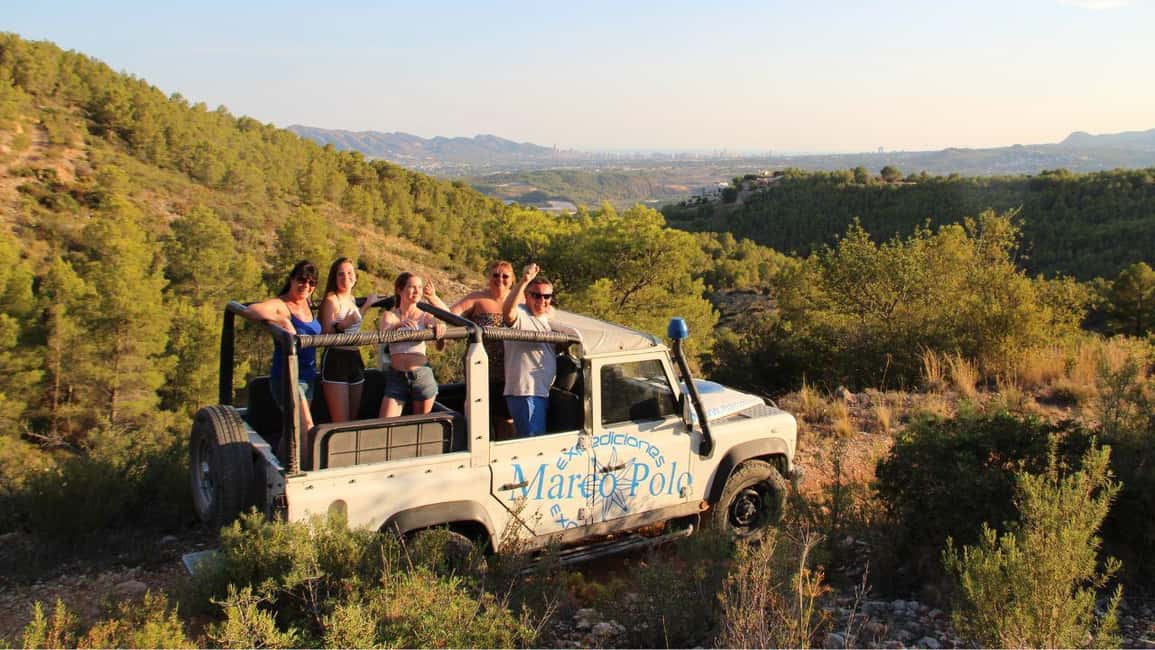 imagen n.º 2 de Benidorm: Excursión guiada en Jeep a Guadalest y las Cascadas del Algar actividad en Callosa de Ensarriá, subida por el proveedor