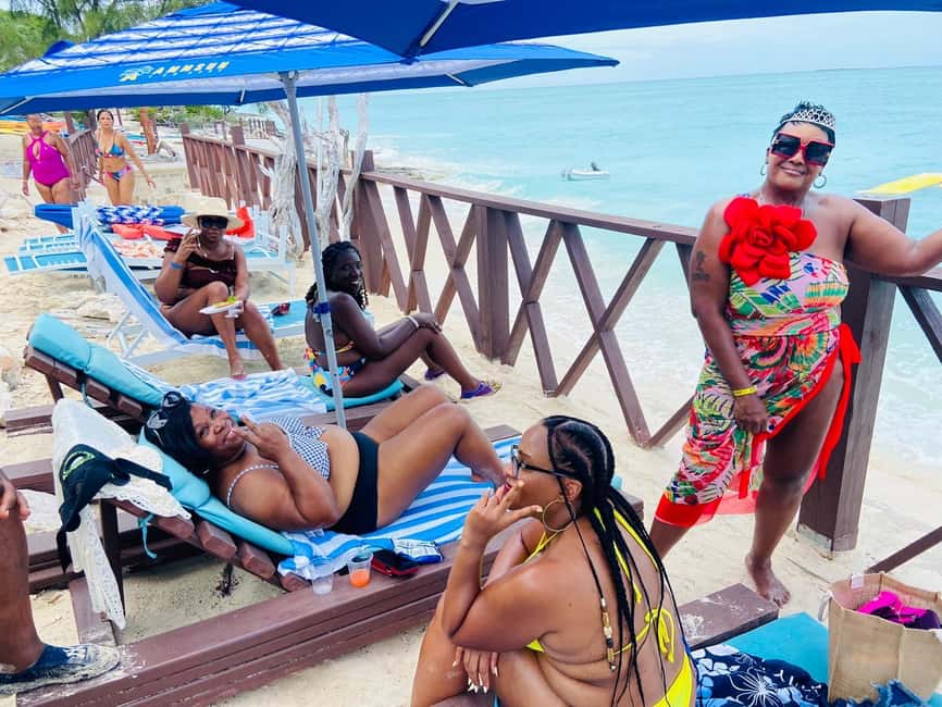 Image N°55 de Nassau : Plongée en apnée dans les récifs, tortues, déjeuner et club de plage privé activité à Bahamas, publiée par le prestataire