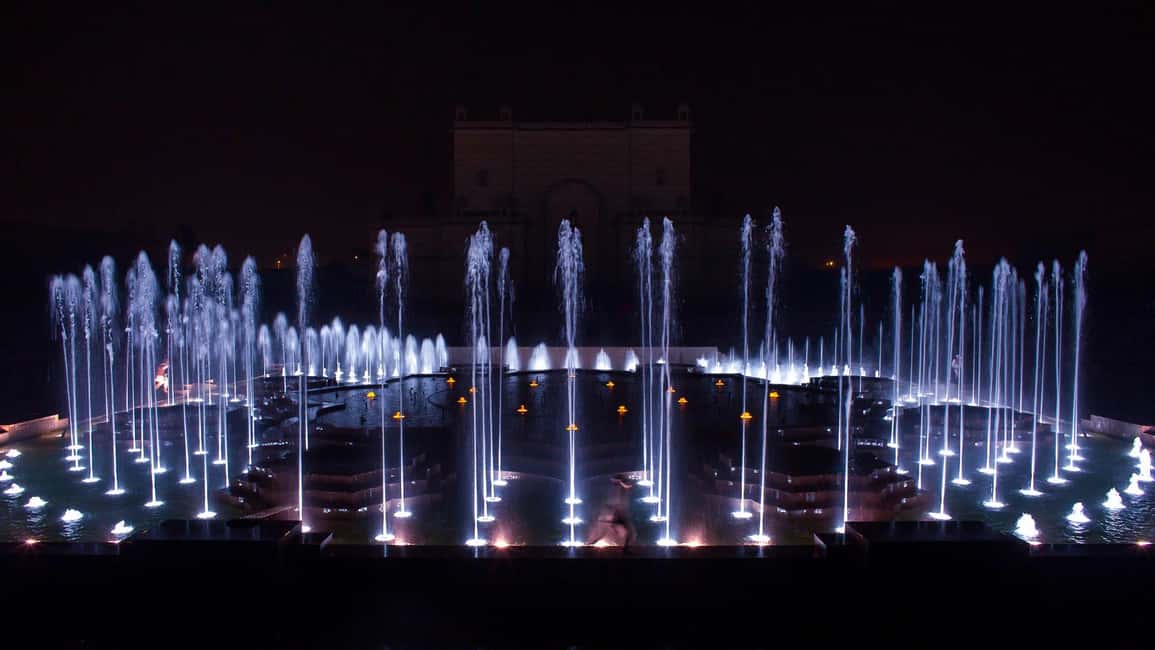 image n.2 of Delhi: Akshardham Temple Tour with Light and Water Show activity in New Delhi, uploaded by supplier
