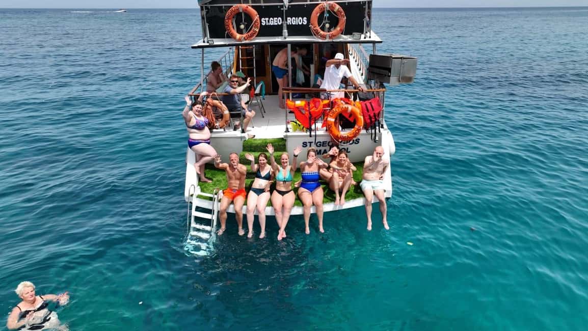 Image N°8 de Protaras : Croisière Waterworld Turtle Cove avec arrêts baignade activité à Chypre, publiée par le prestataire