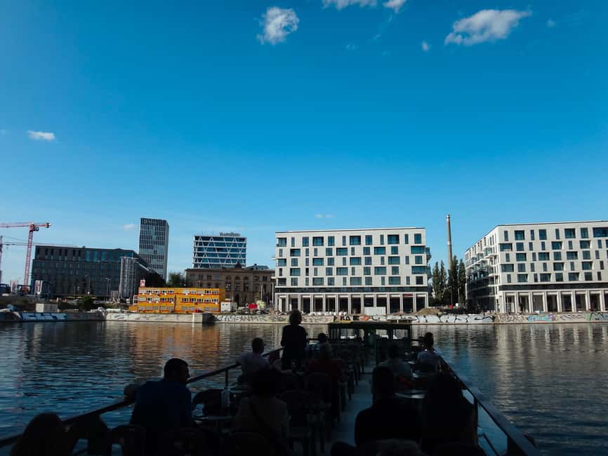 imagen n.º 17 de Berlín: Crucero de 2,5 horas en barco por el lado Este con comentarios actividad en Berlín, subida por el proveedor