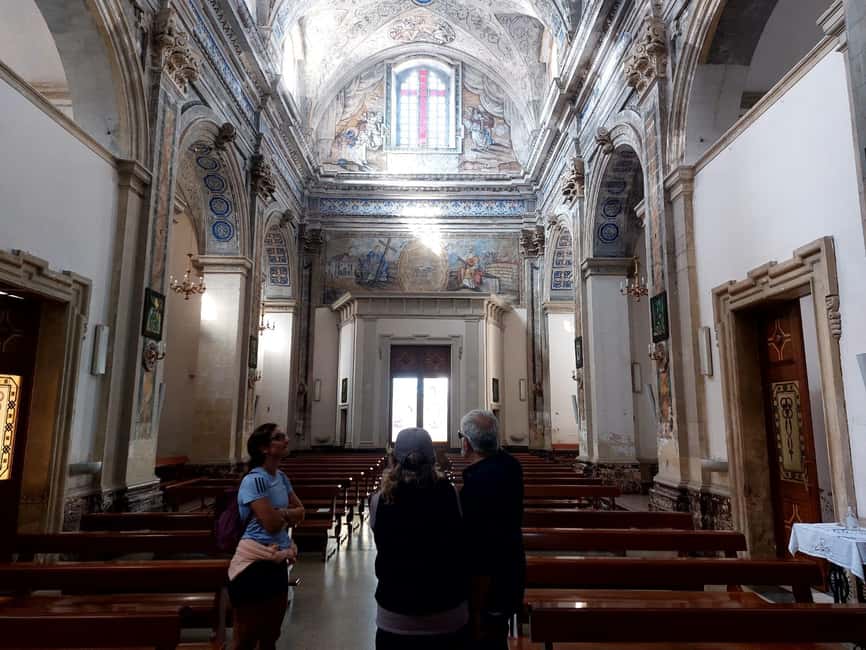 Immagine nº 14 di Lecce: tour in e-bike a Galatina con frantoio e degustazione di vino attività a Corigliano D'otranto, caricata dal fornitore