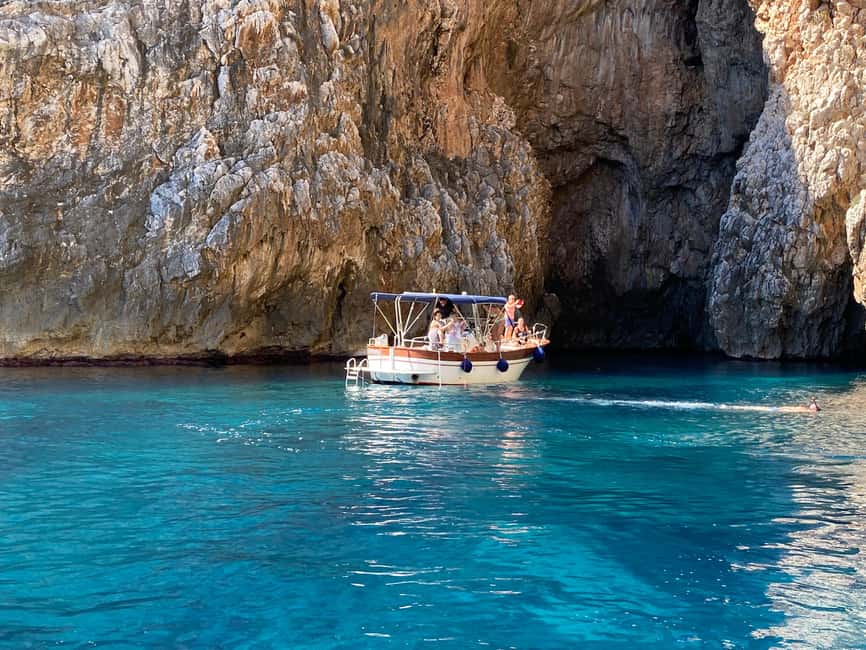 image n.4 of From Leuca: Adriatic Boat Tour with Ionian Caves & Swimming activity in Apulia, uploaded by supplier