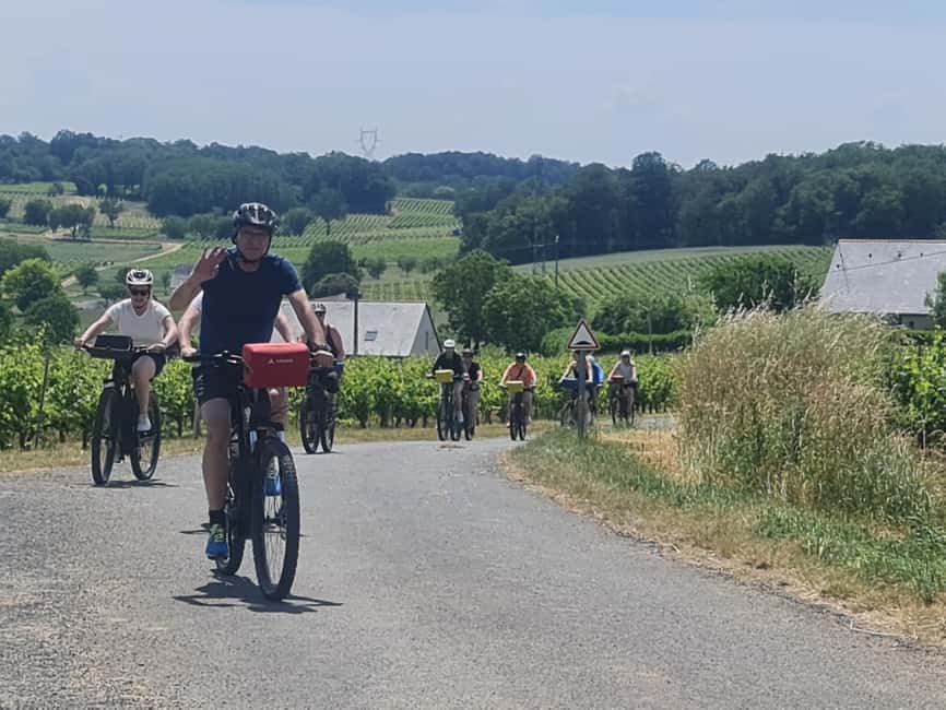image n.8 of Chateaux de la Loire cycling ! activity in Cheverny, uploaded by supplier