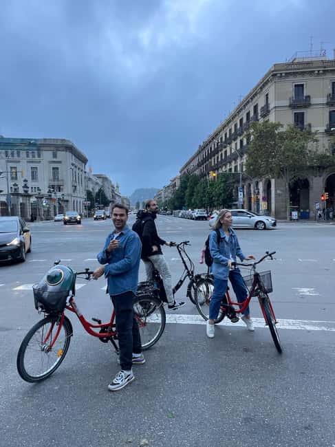 サプライヤーによってアップロードされた、バルセロナのバルセロナ：自転車またはeバイクツアー、主要観光スポットと現地の洞察の画像#13