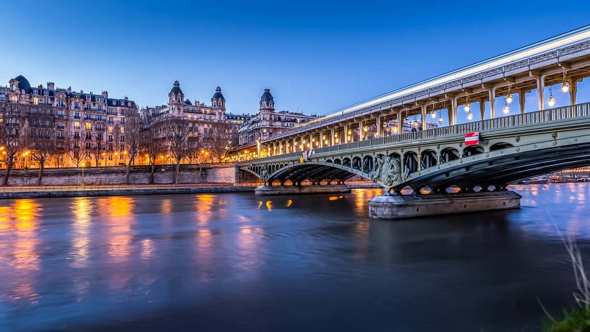 imagem n.20 de Paris: Cruzeiro no Sena e prova de crepes perto da Torre Eiffel atividade em Paris, carregada pelo fornecedor