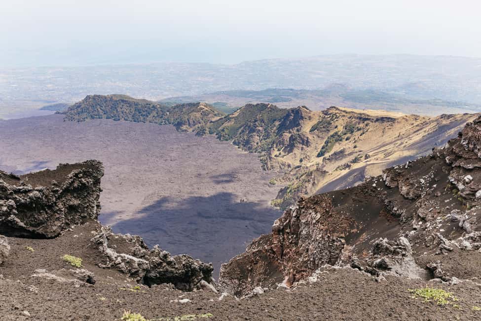 afbeelding n.15 van Etna: trektocht naar de topkraters met vulkaangids 3350 m activiteit in Catania, geüpload door aanbieder