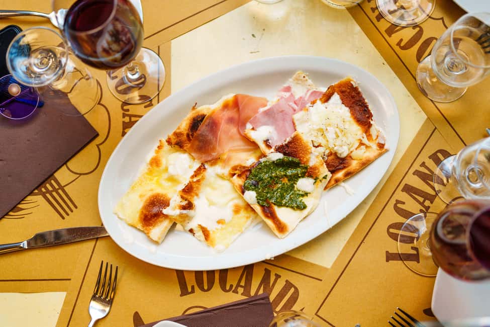 imagem n.2 de Delícias Gourmet de Génova: Experiência culinária completa com bebidas atividade em Gênova, carregada pelo fornecedor