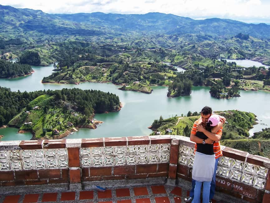 image n.37 of Medellin: Guatape Tour with Boat, Breakfast, Lunch & Llamas activity in Marinilla, uploaded by supplier