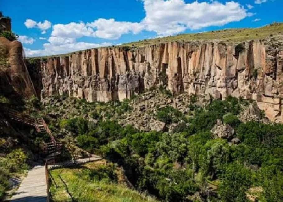 Kaymaklı içindeki Kapadokya: Öğle Yemeği ve Otel Karşılama ile Yeşil Tur etkinliğinin tedarikçi tarafından yüklenen 3 no'lu görseli
