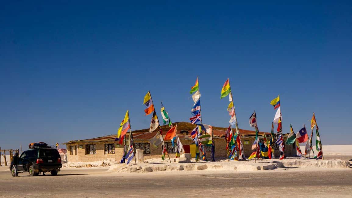 imagem n.11 de De San Pedro de Atacama: Excursão de 3 dias ao Salar de Uyuni atividade em Uyuni, carregada pelo fornecedor