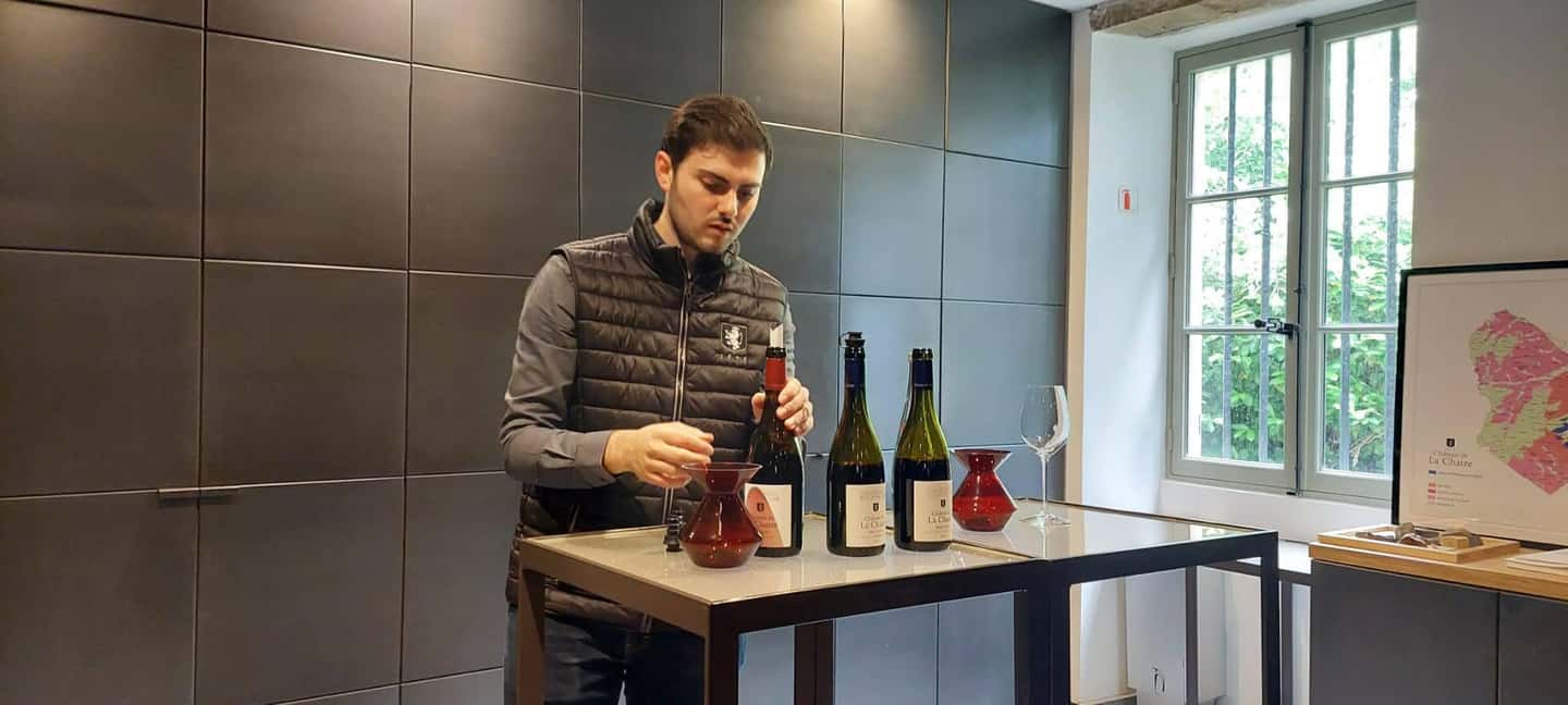 image n.13 of From Lyon : Beaujolais - Pérouges Full Day Shared Trip activity in Villefranche-sur-Saone, uploaded by supplier