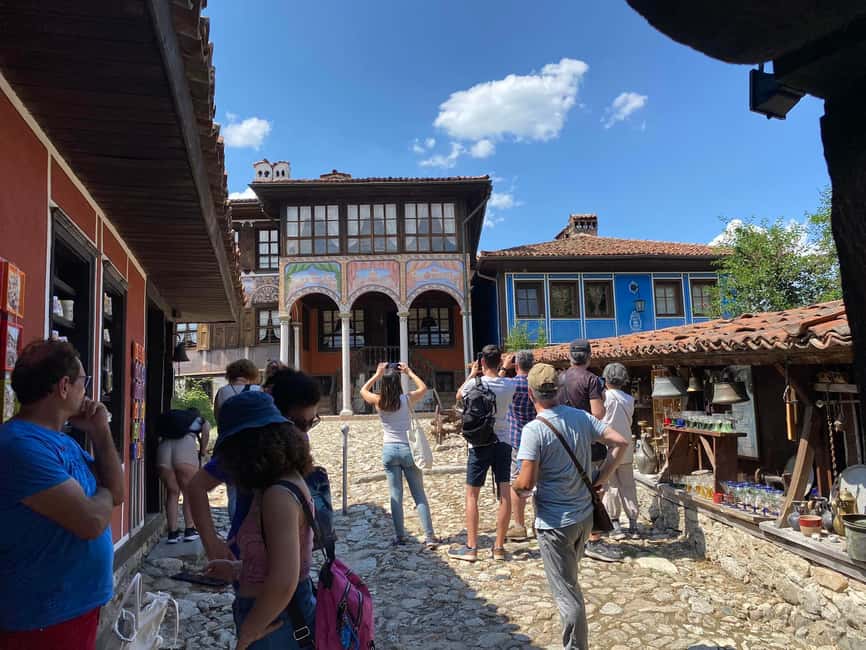 Bild Nr. 8 von Von Sofia aus: Das Rosental & Koprivshtitsa 12 Stunden Tagestour Aktivität in Kazanlak, hochgeladen vom Anbieter