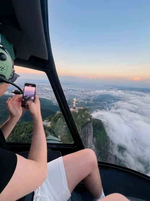 image n.19 of Rio de Janeiro: Helicopter Flight Christ the Redeemer 30 min activity in Rio de Janeiro, uploaded by supplier