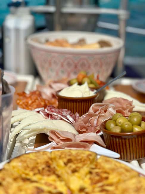 image n.4 of Palma de Mallorca: Sailing Boat Trip with Skipper & Tapas activity in Palma de Mallorca, uploaded by supplier