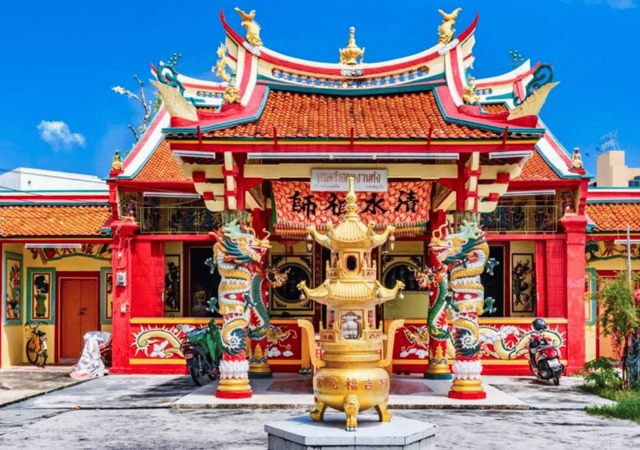 image n.15 of Phuket: Wat Chalong, Viewpoint, and Old Town Guided Tour activity in Gulf of Thailand, uploaded by supplier