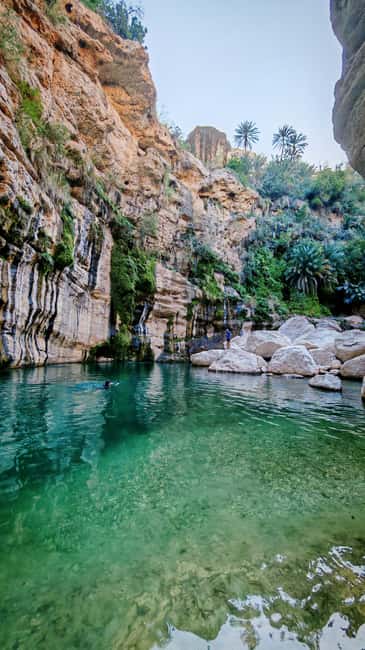 Immagine nº 6 di Muscat: avventura di canyoning nel Wadi Mibam con discesa in corda doppia attività a Regione al-Sharqiyya, caricata dal fornitore