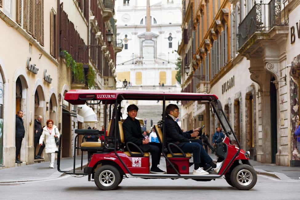 Image N°1 de Rome : visite en voiturette de golf des places et fontaines activité à Rome, publiée par le prestataire