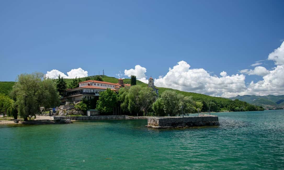 Bild Nr. 4 von Von Ohrid aus: Ganztägige Bootstour zum Kloster von St. Naum Aktivität in Ohrid, hochgeladen vom Anbieter