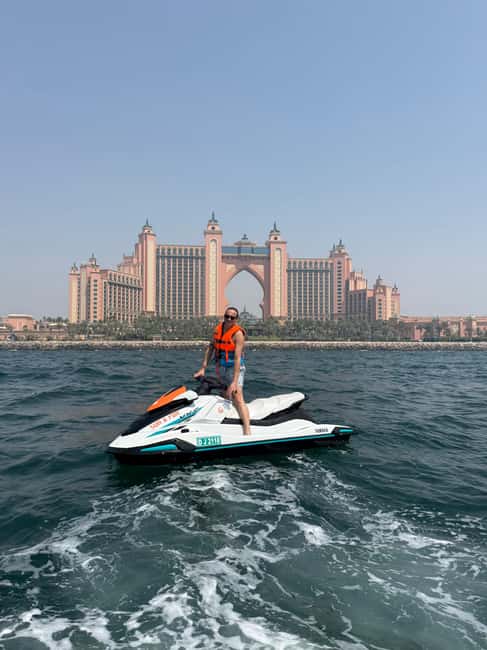 afbeelding n.7 van JETSKI/bezoek de prachtige architectuur van het emiraat met foto's en video's. activiteit in Dubai, geüpload door aanbieder
