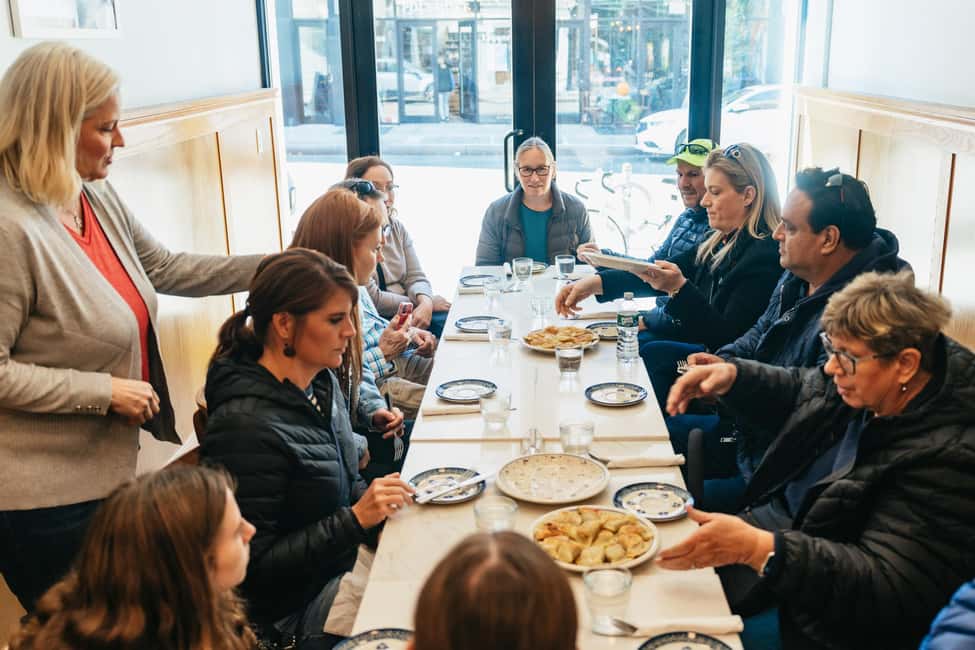 Image N°4 de Au départ de Manhattan : visite d'une demi-journée en bus à Brooklyn, consacrée à la gastronomie et à la culture activité à New York, publiée par le prestataire