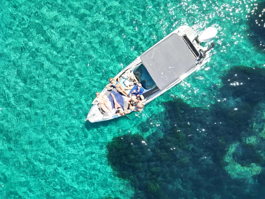 imagen n.º 6 de Skiathos: Crucero privado en lancha rápida por la isla de Skopelos actividad en Tesalia, subida por el proveedor