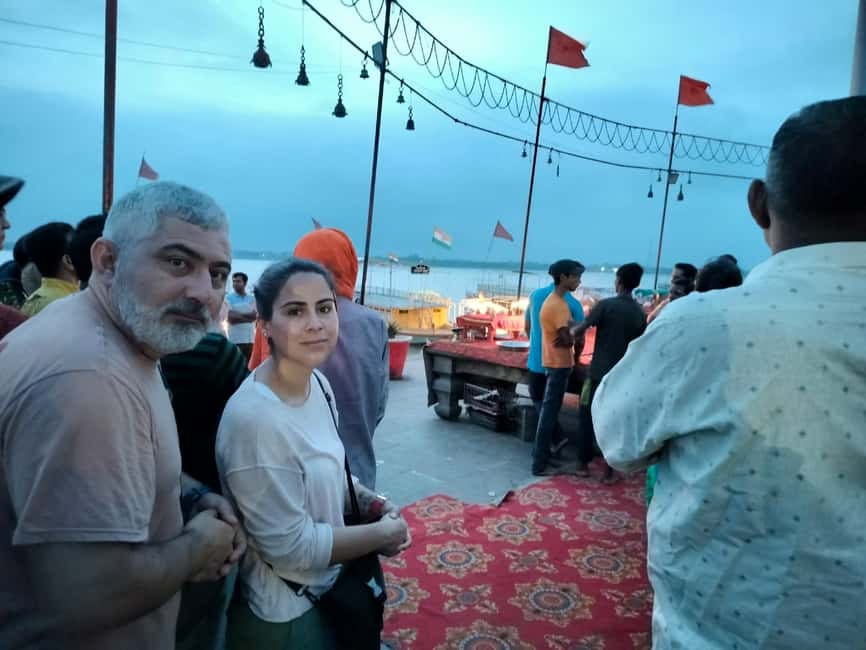 imagem n.13 de Varanasi : Excursão de 1 dia aos destaques da cidade e cruzeiro guiado pelo Ganges atividade em Varanasi, carregada pelo fornecedor